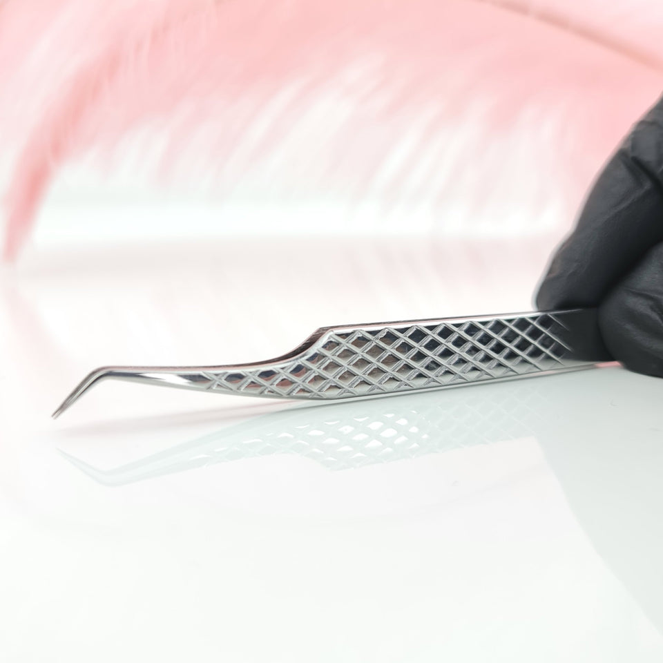 Angled Volume Tweezers